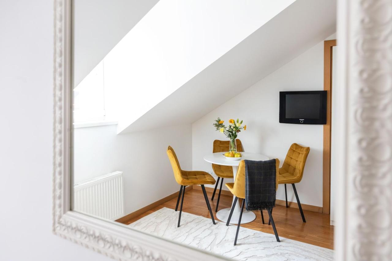 וילנה Cathedral Apartments By Reside Baltic מראה חיצוני תמונה